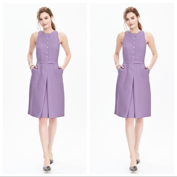 Banana Republic Dresses & Skirts - Banana Republic Button-Front Crepe dress